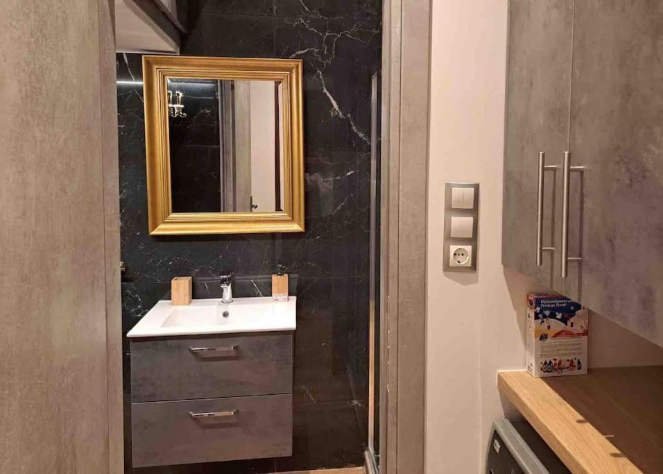 Royal Blue Grand Suite No 4 Piraeus Port Dış mekan fotoğraf