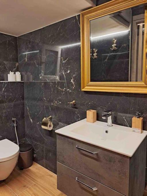 Royal Blue Grand Suite No 4 Piraeus Port Dış mekan fotoğraf